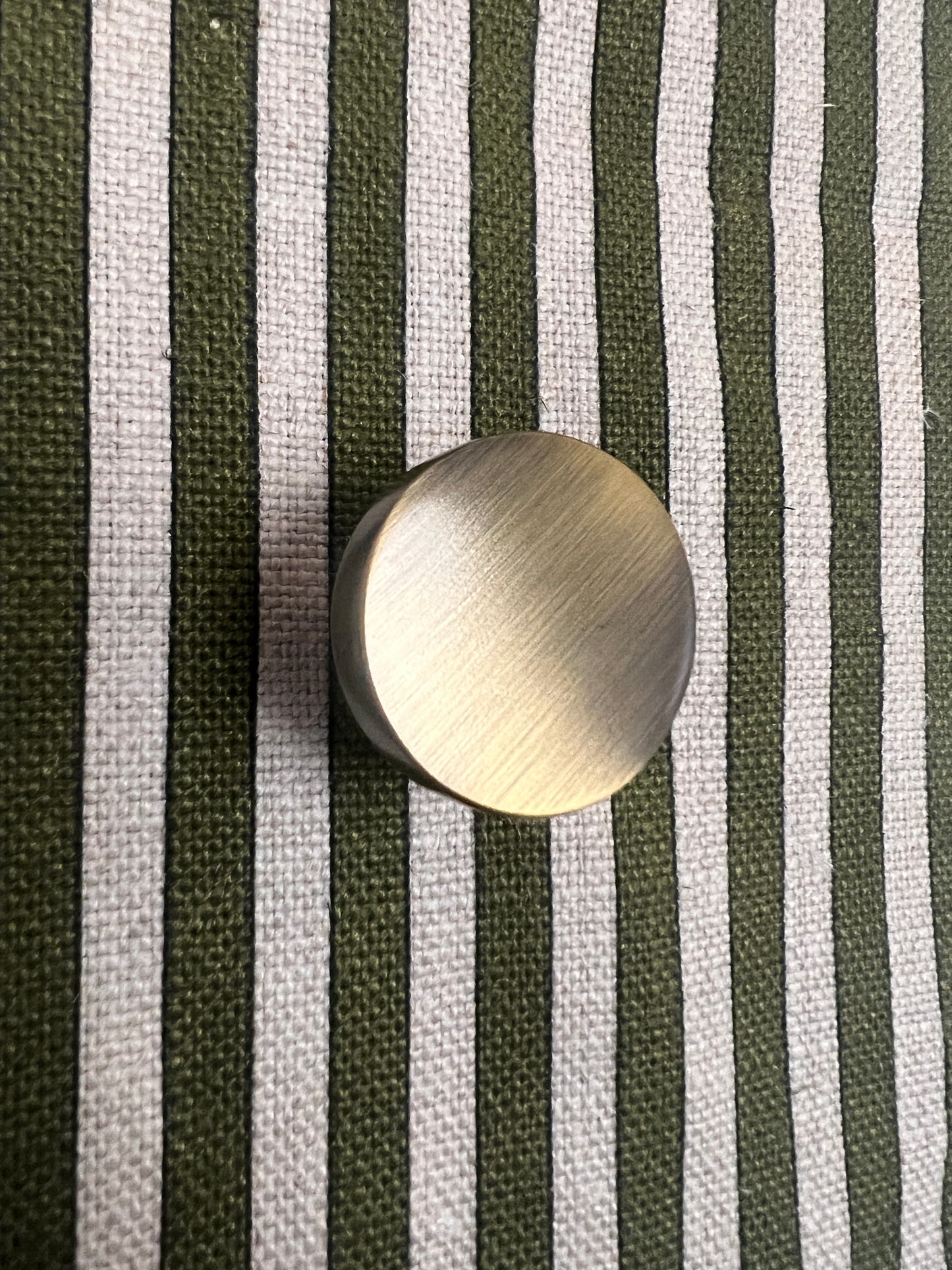 Antique brass stepped cupboard knob 32mm