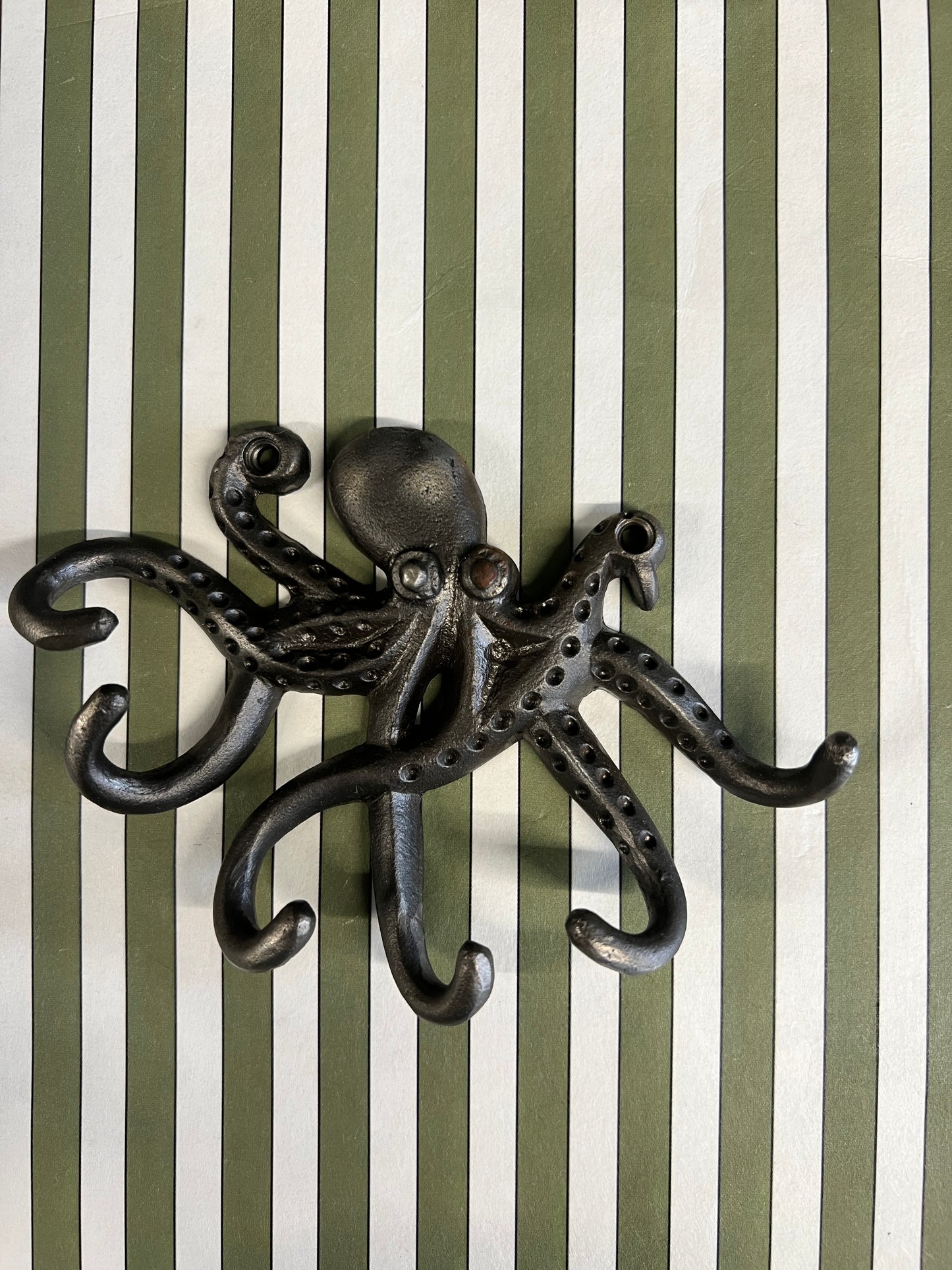 Cast octopus door hook