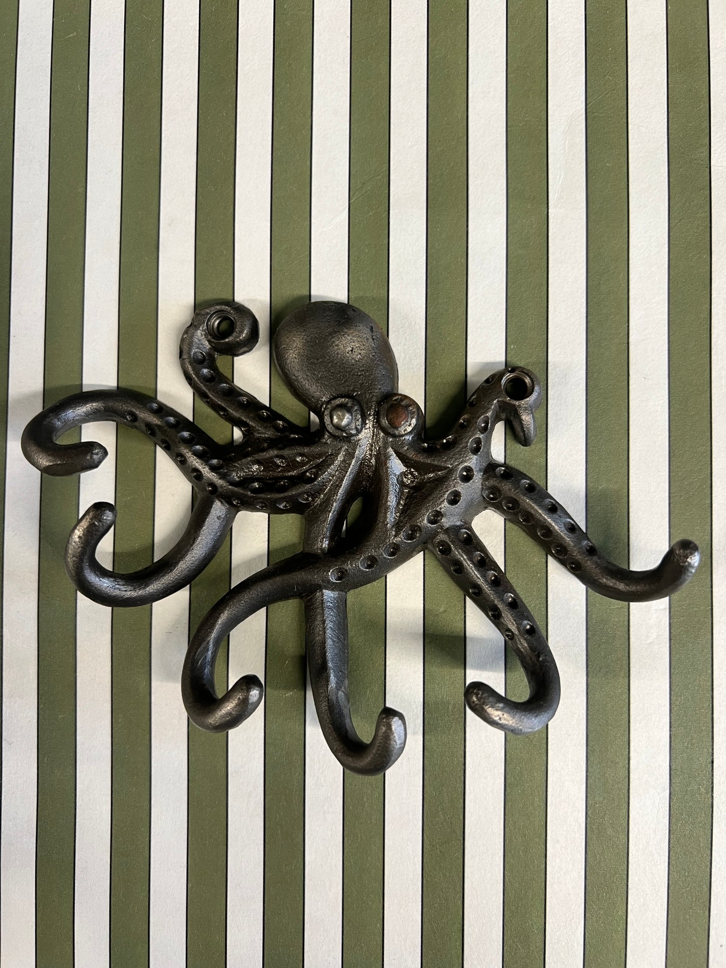 Cast octopus door hook