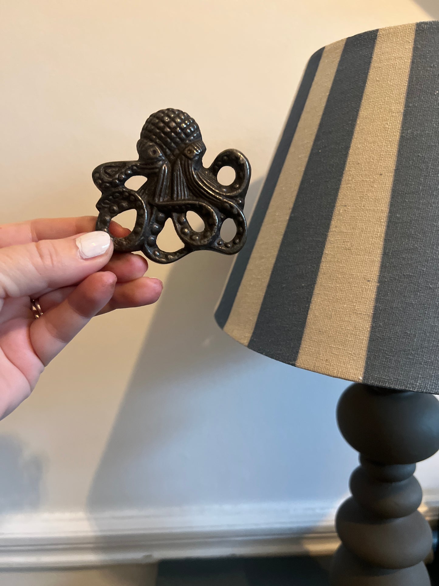 Octopus cast iron cabinet knob
