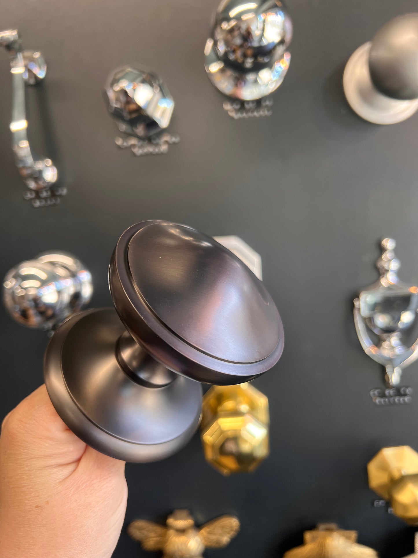 Matt bronze centre door knob