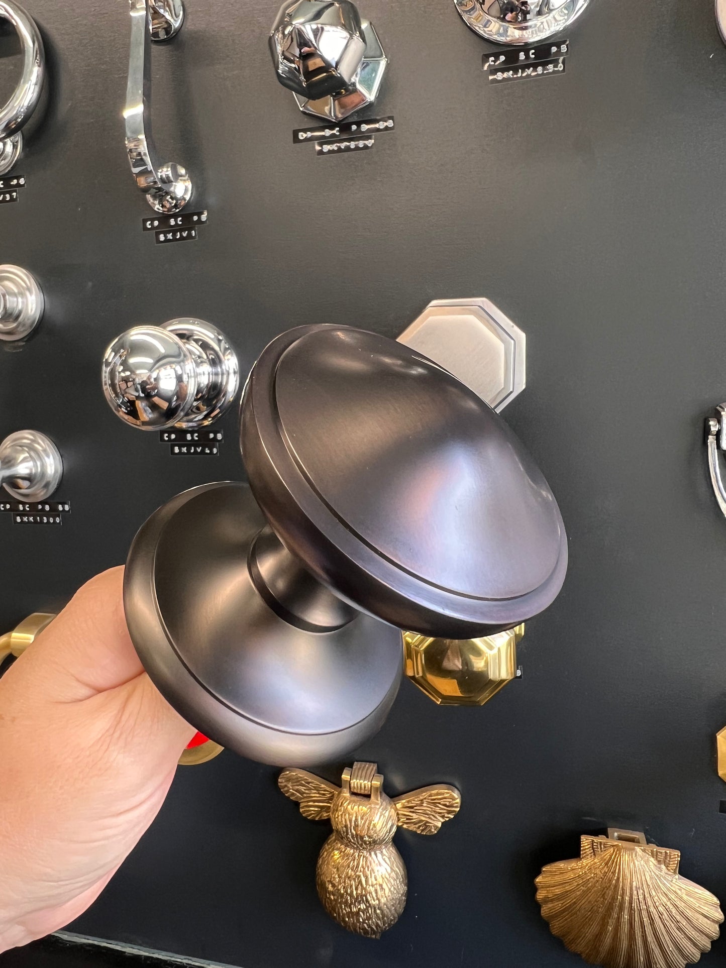 Matt bronze centre door knob
