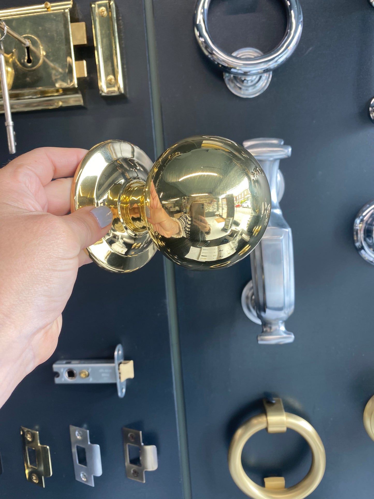 Large ball round centre door knob Polished Brass