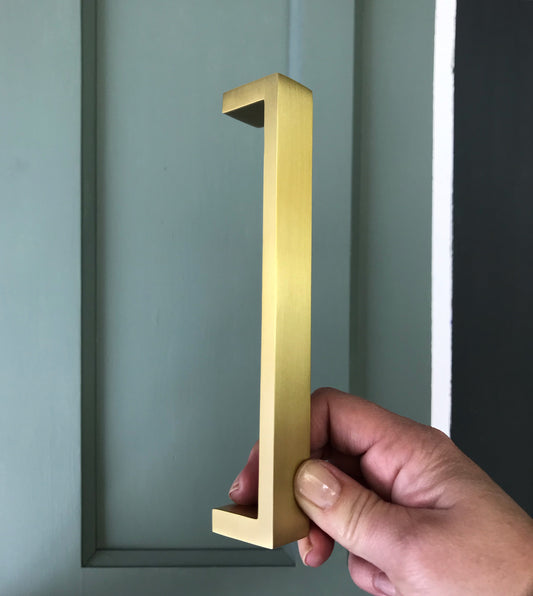 Satin brass d handle 160mm