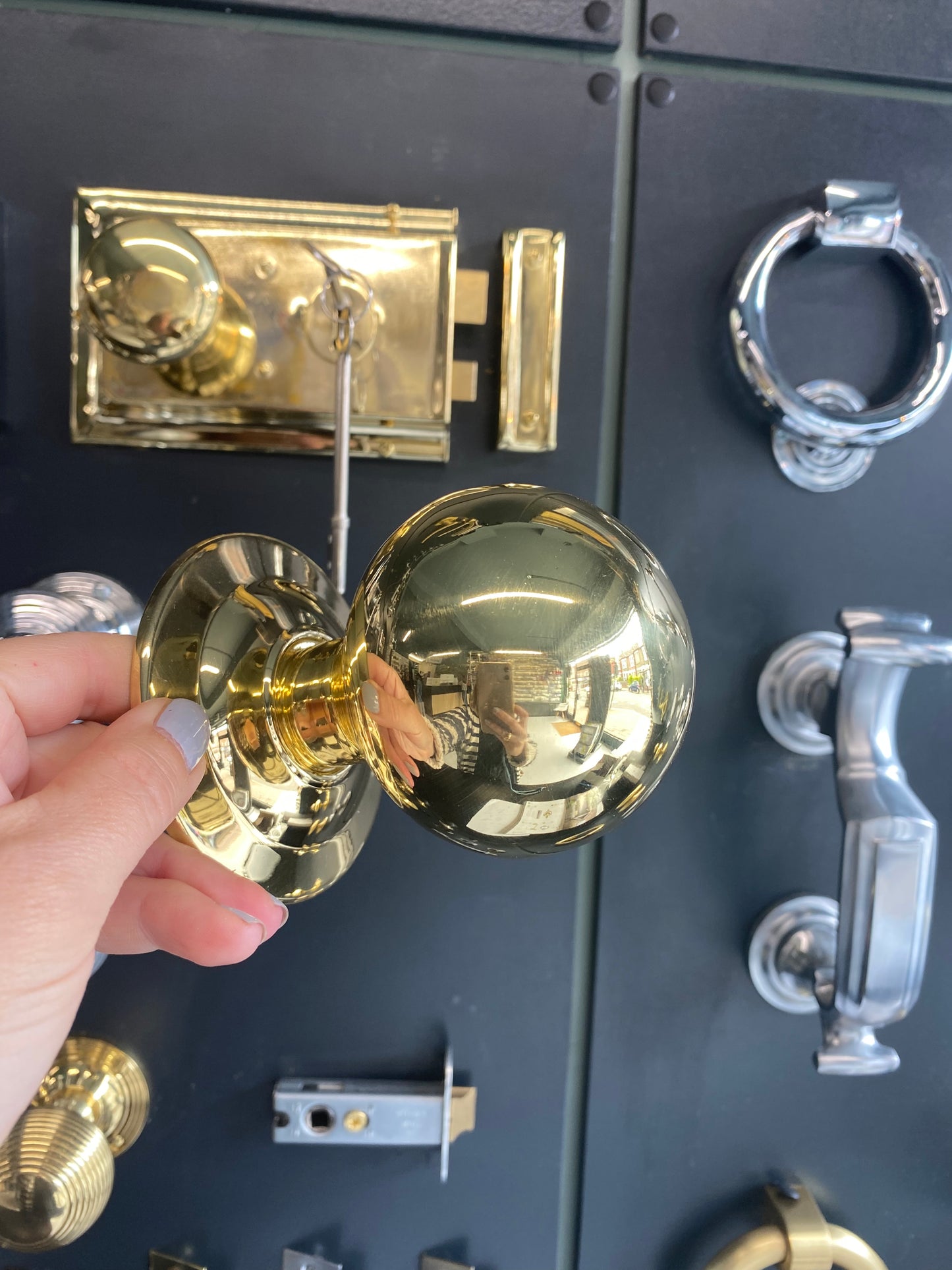 Large ball round centre door knob Polished Brass