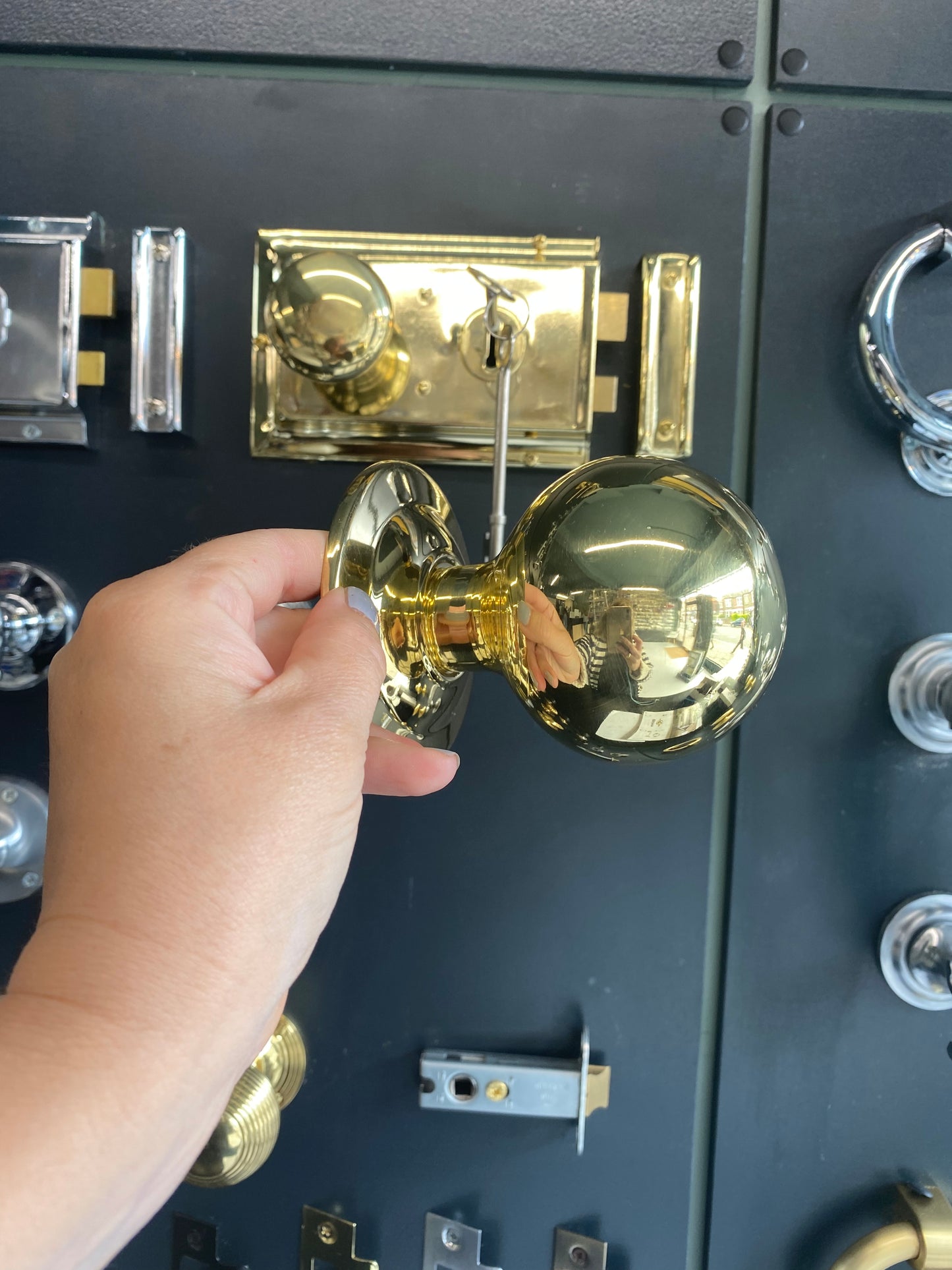 Large ball round centre door knob Polished Brass