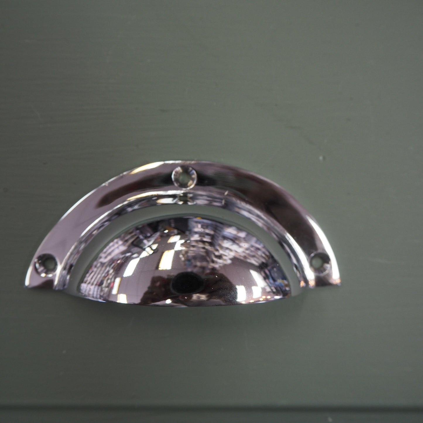 Polished chrome drawer pull