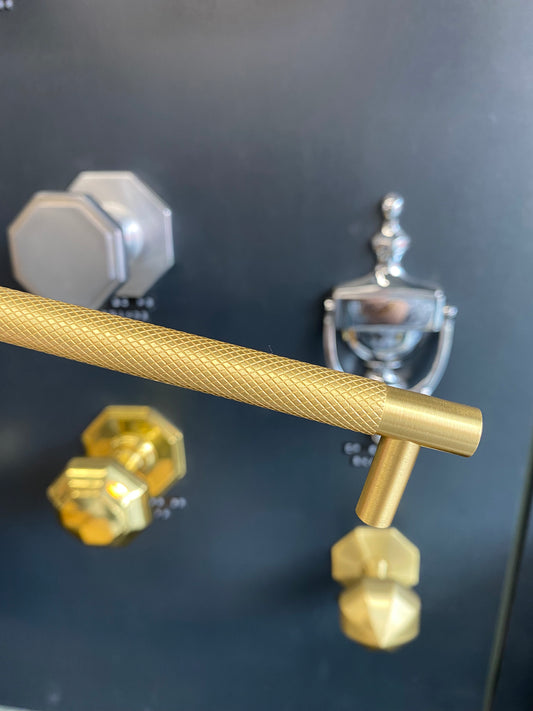 Knurled pull handle Satin Brass