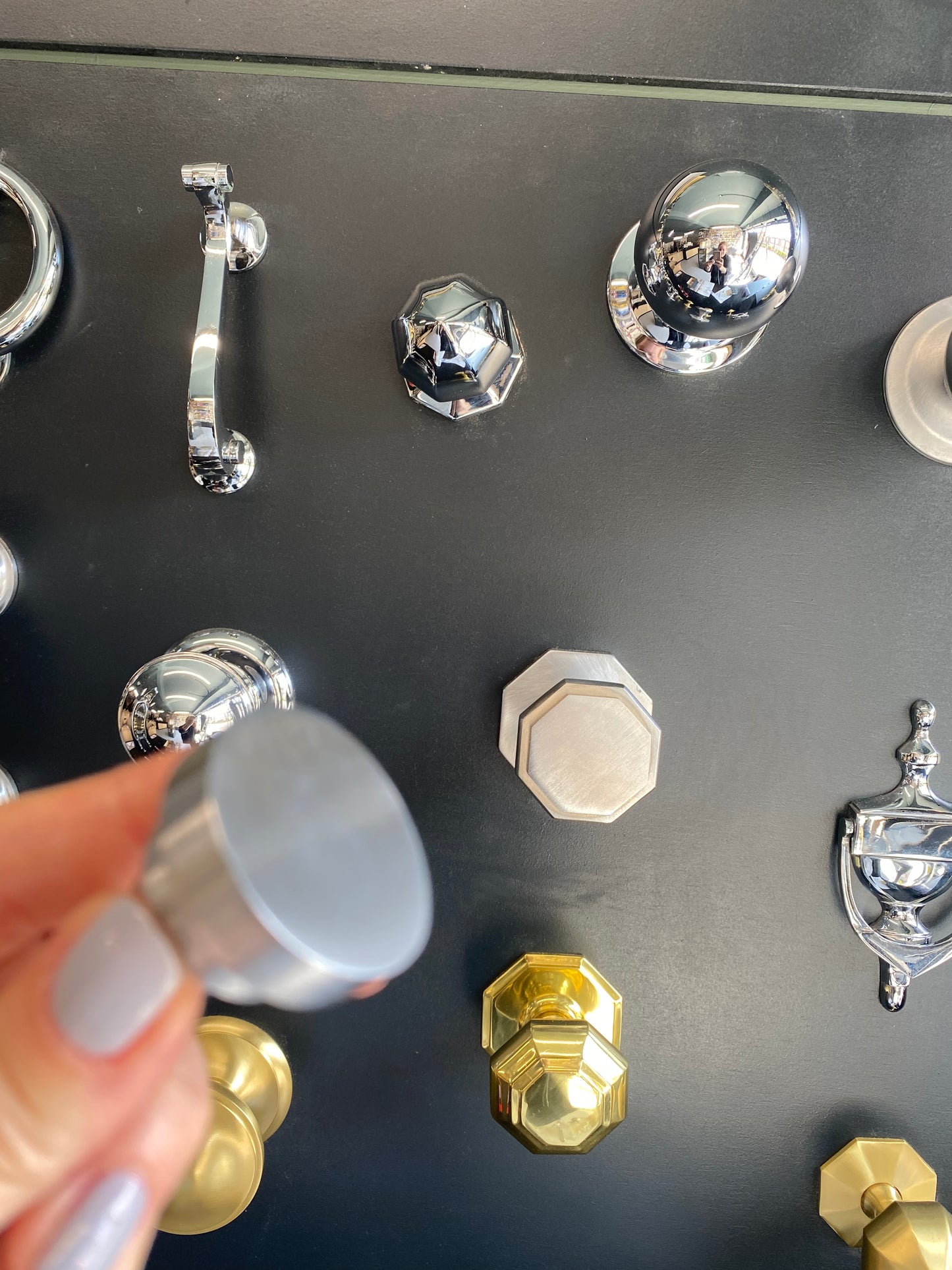 Round stepped satin chrome cupboard knob