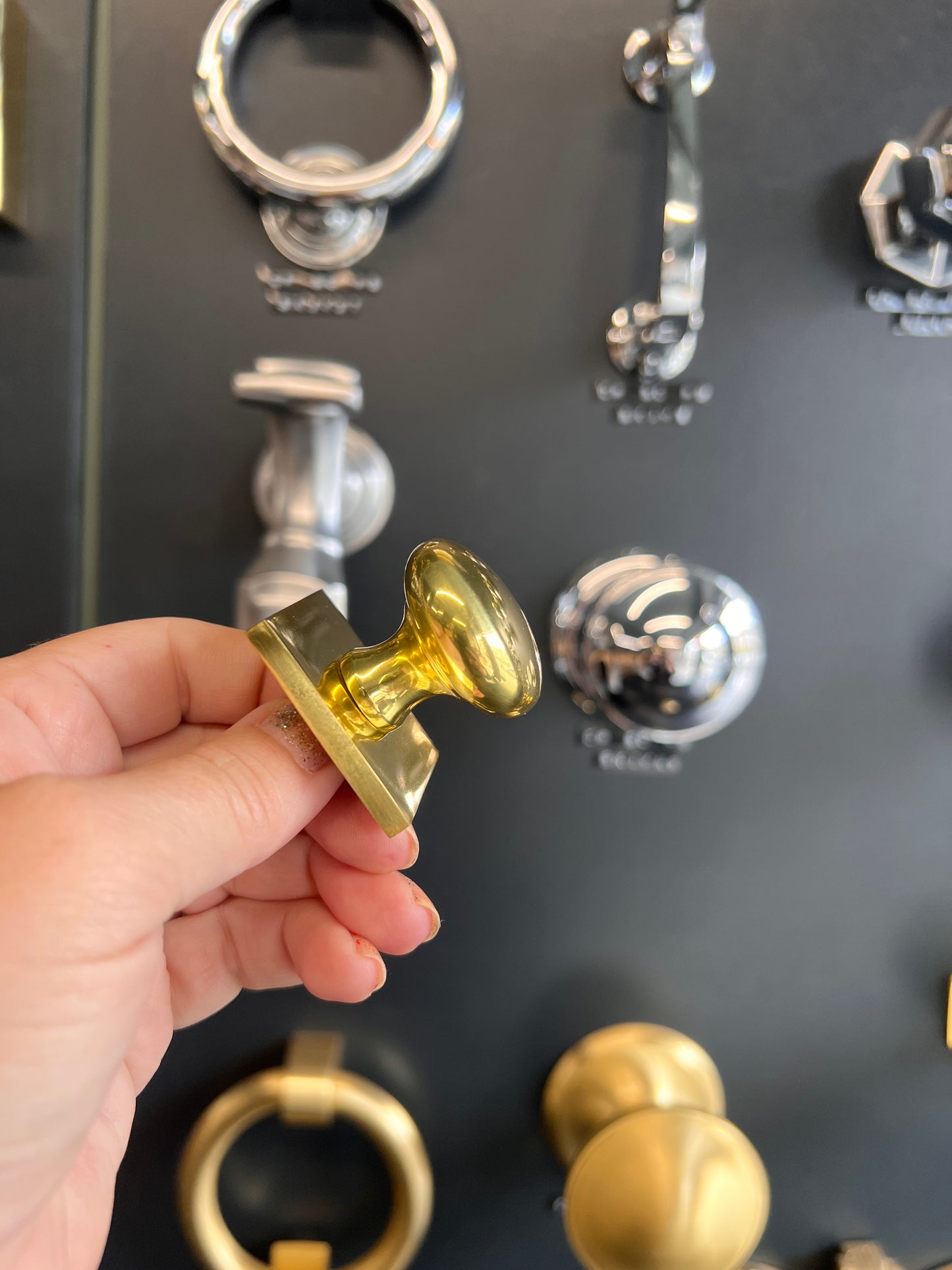 Victorian round cabinet knob with square backplate in polished brass