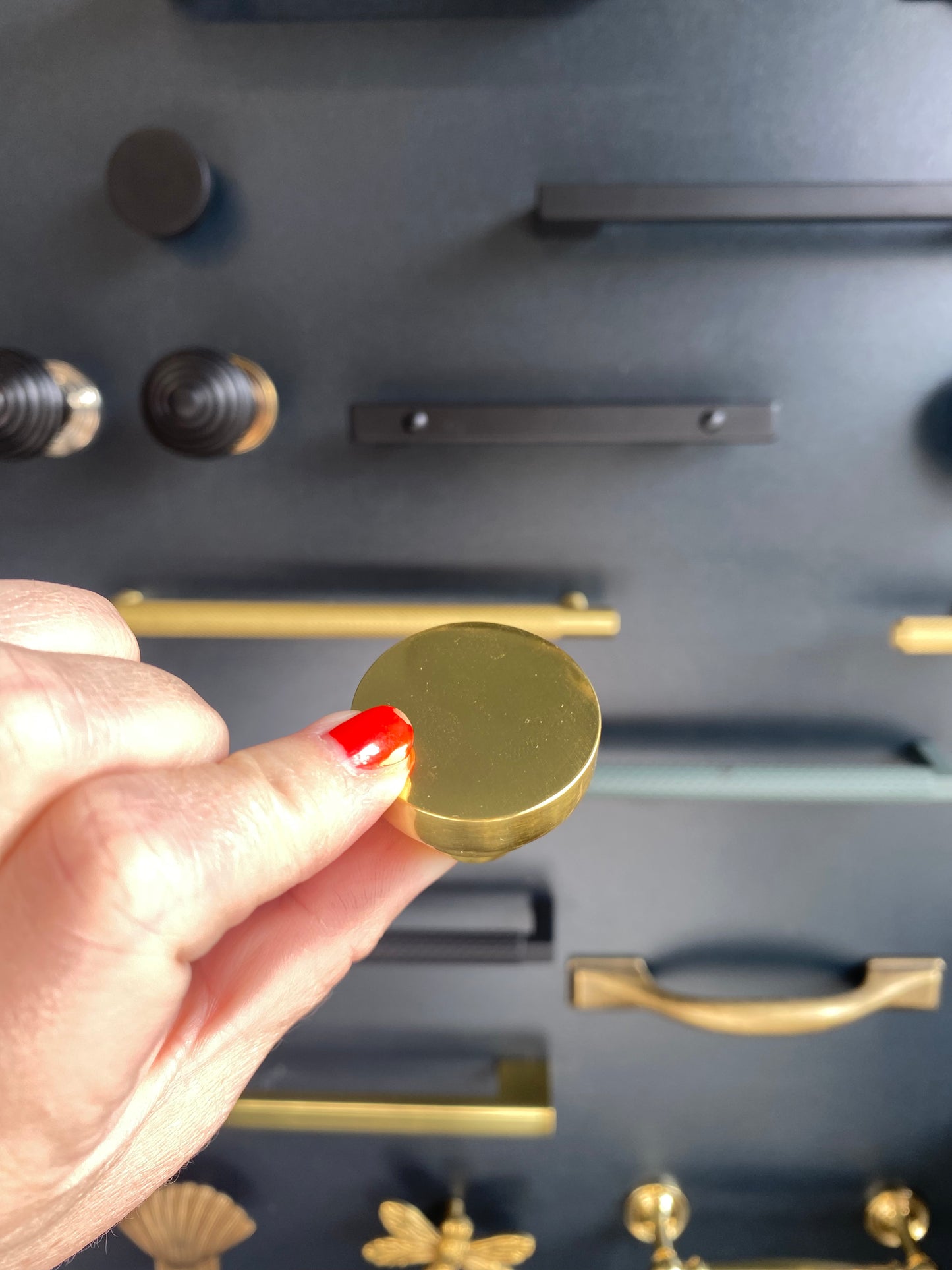 Polished brass stepped cupboard knob 32mm
