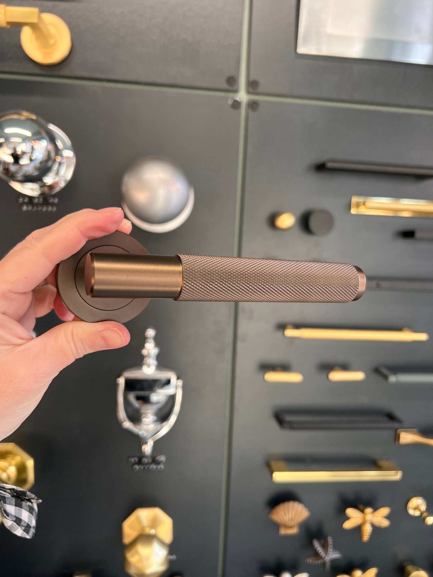 Dark bronze knurled pair of lever handles