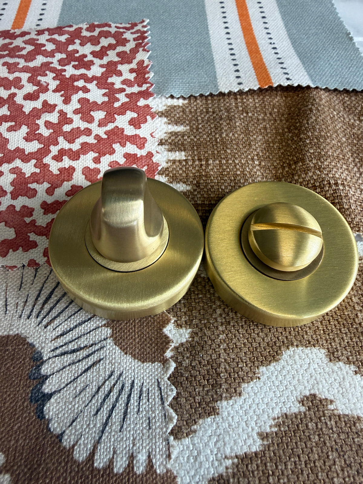 Satin brass bathroom turn and release