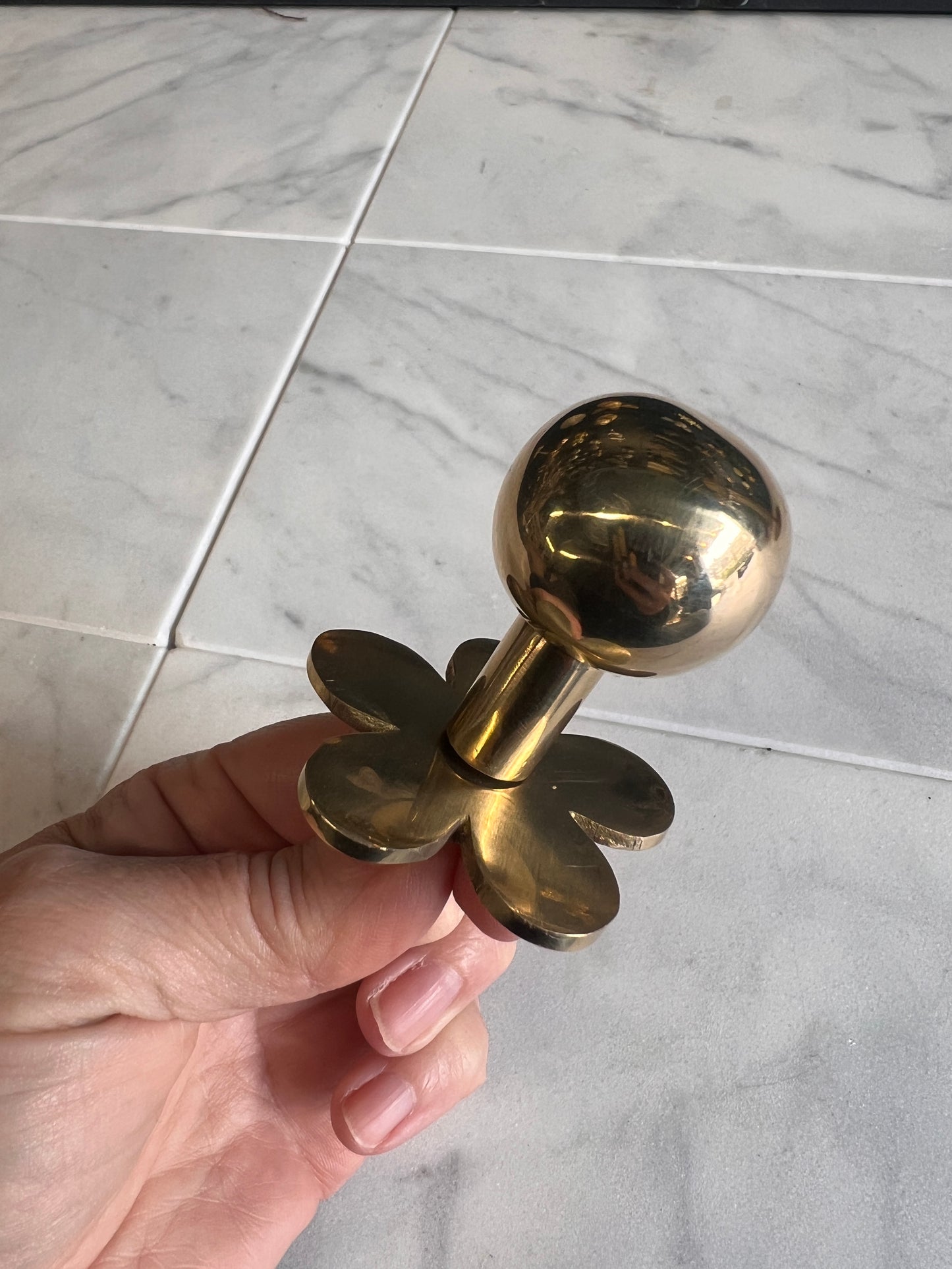 Solid brass flower cabinet knob