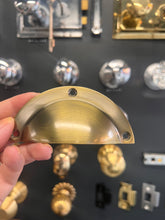 Load image into Gallery viewer, Antique Brass Drawer Pull