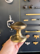 Load image into Gallery viewer, Antique Brass centre door knob