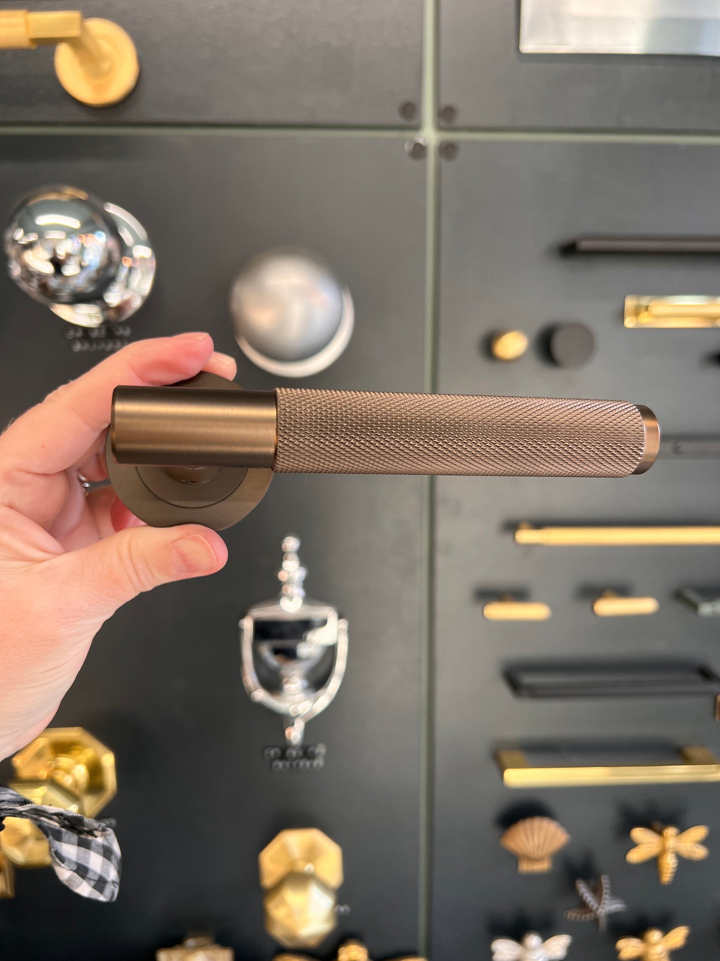 Dark bronze knurled pair of lever handles