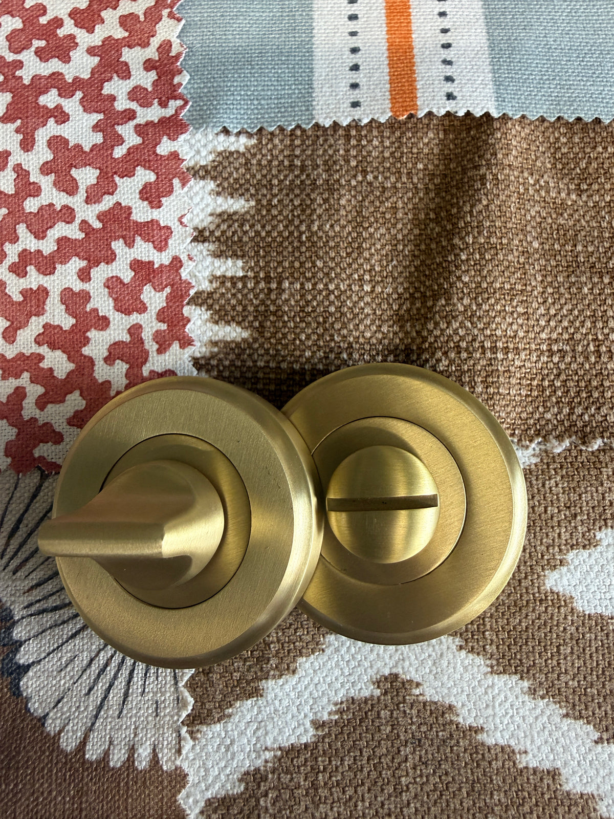 Satin brass bevelled bathroom turn and release