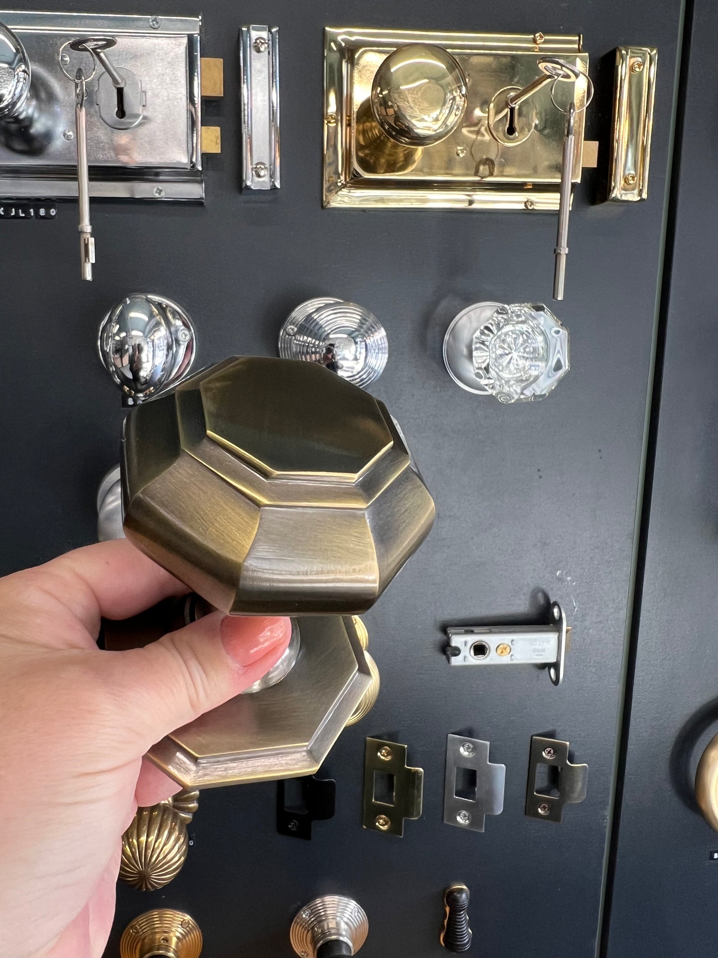 Octagonal Antique Brass Centre Door Knob