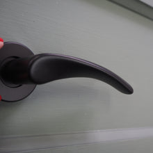 Load image into Gallery viewer, Matt black curve lever on rose handle