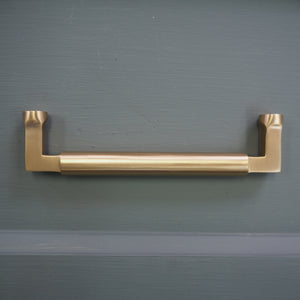 Bauhaus satin brass pull handle