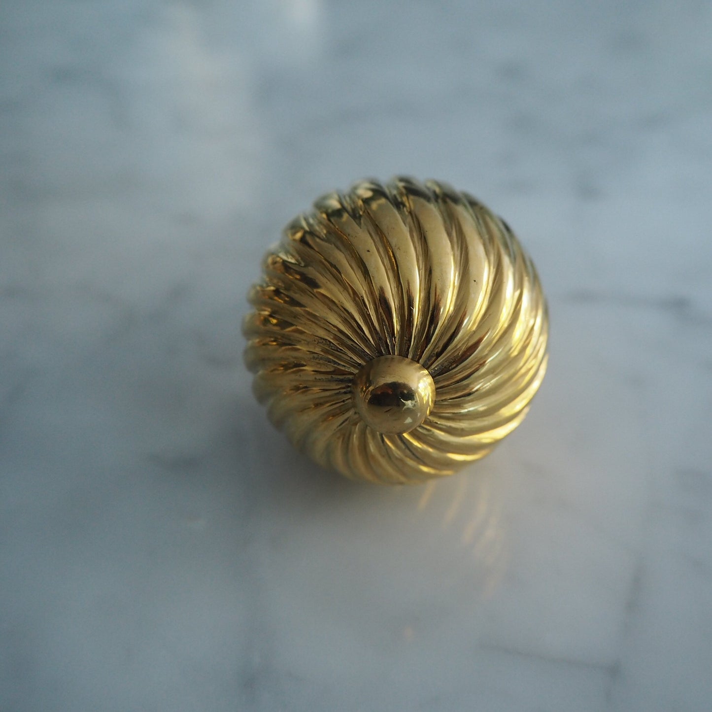 Medium Spiral brass cabinet knob