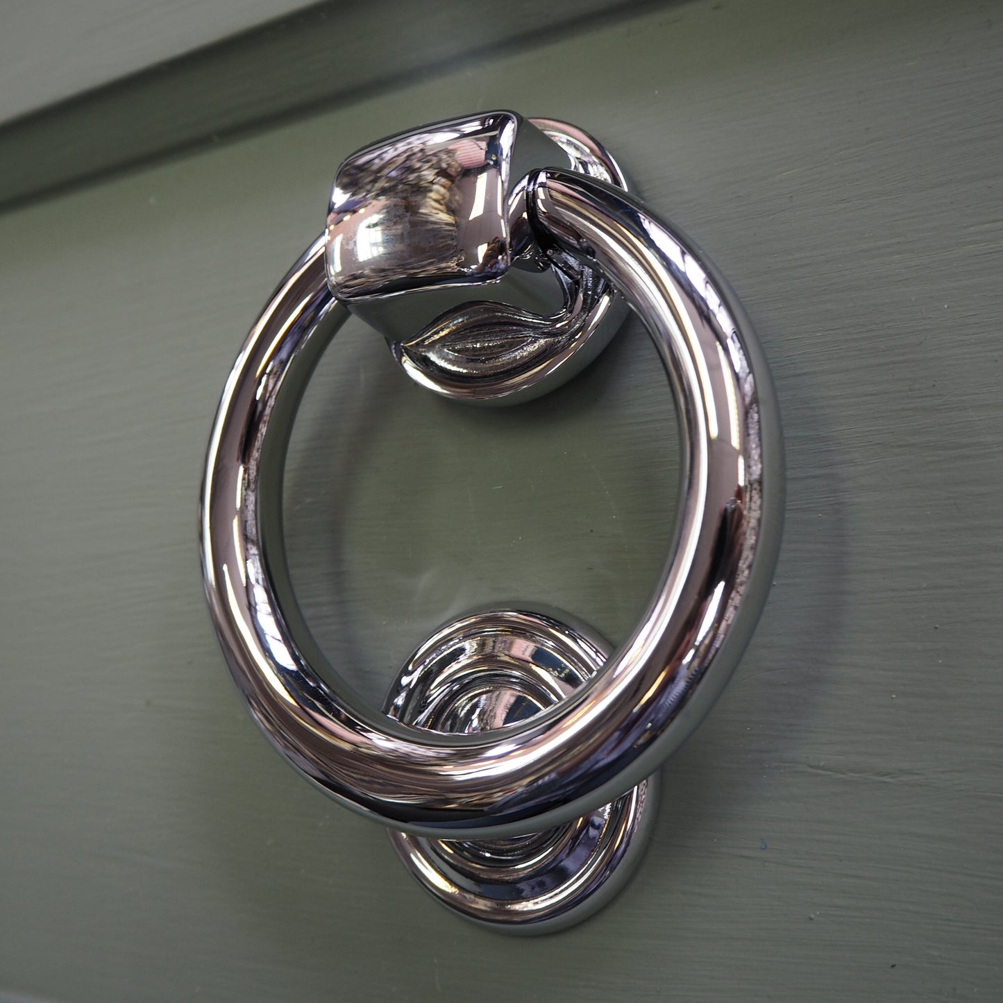 Polished chrome ring knocker