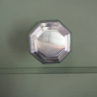 Octagonal satin chrome centre door knob