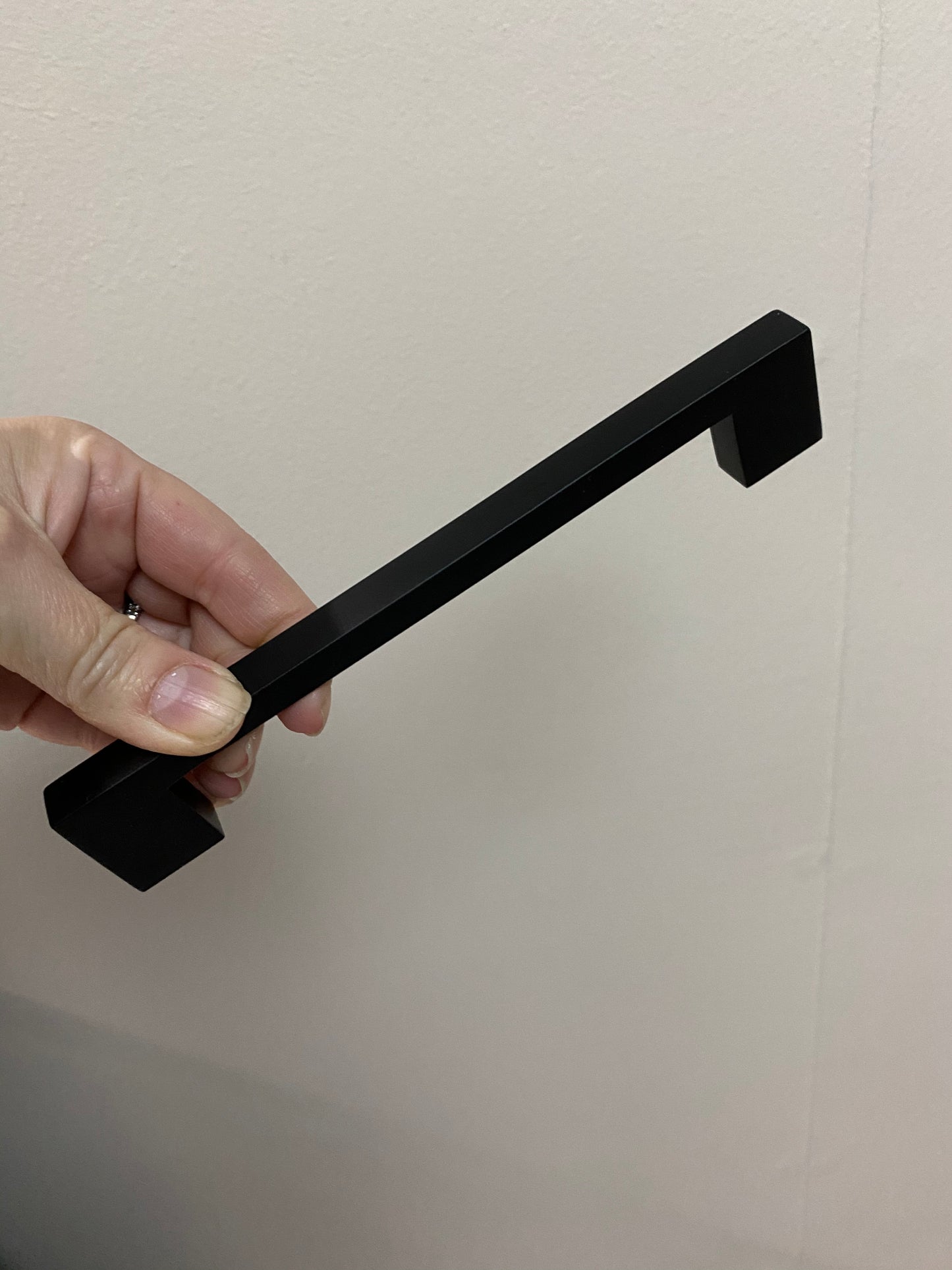 Matt black metro cabinet pull