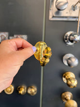 Load image into Gallery viewer, Polished brass single hook